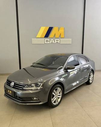 VOLKSWAGEN JETTA 2.0 TSI HIGHLINE 211CV GASOLINA 4P TIPTRONIC VOLKSWAGEN JETTA 2.0 TSI HIGHLINE 211CV GASOLINA 4P TIPTRONIC